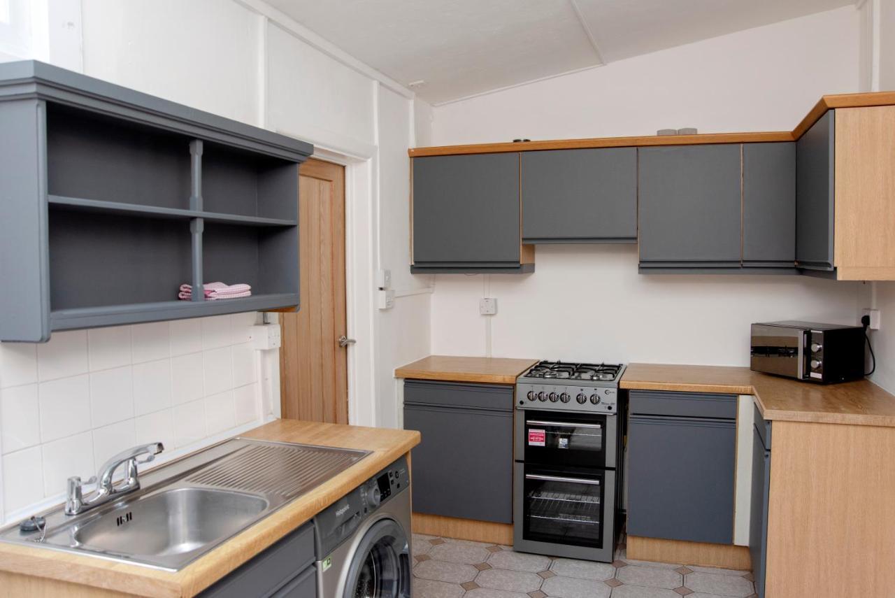 Villa Six Bells Retreat Abertillery Exterior foto